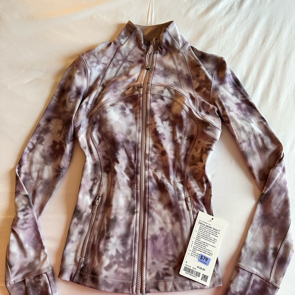 Lululemon Define